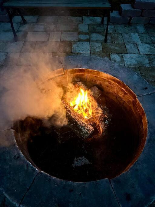 Beautiful & Peaceful W/ Deck Garden & Fire-pit * Murphy